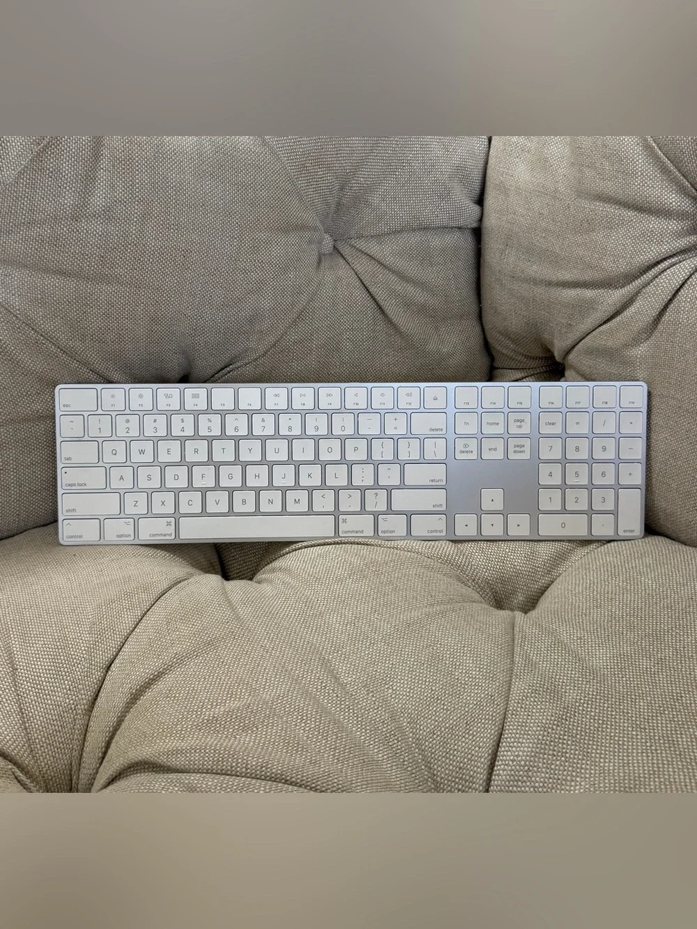 🍏Apple Magic Keyboard Wireless Model A1843 - Used